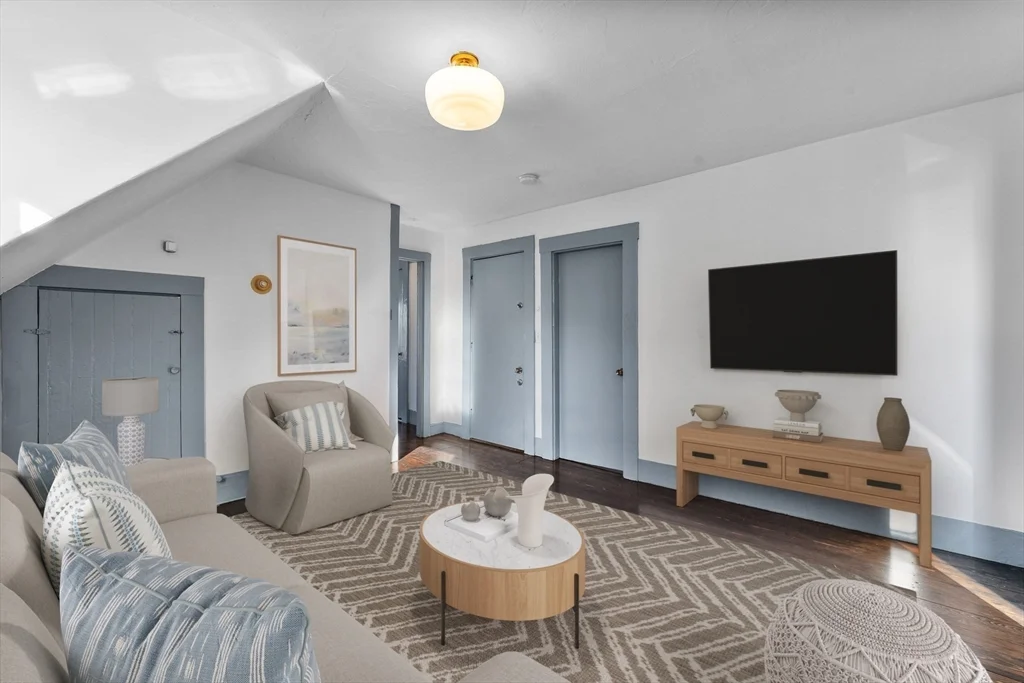 8 Carlton St, Union Square