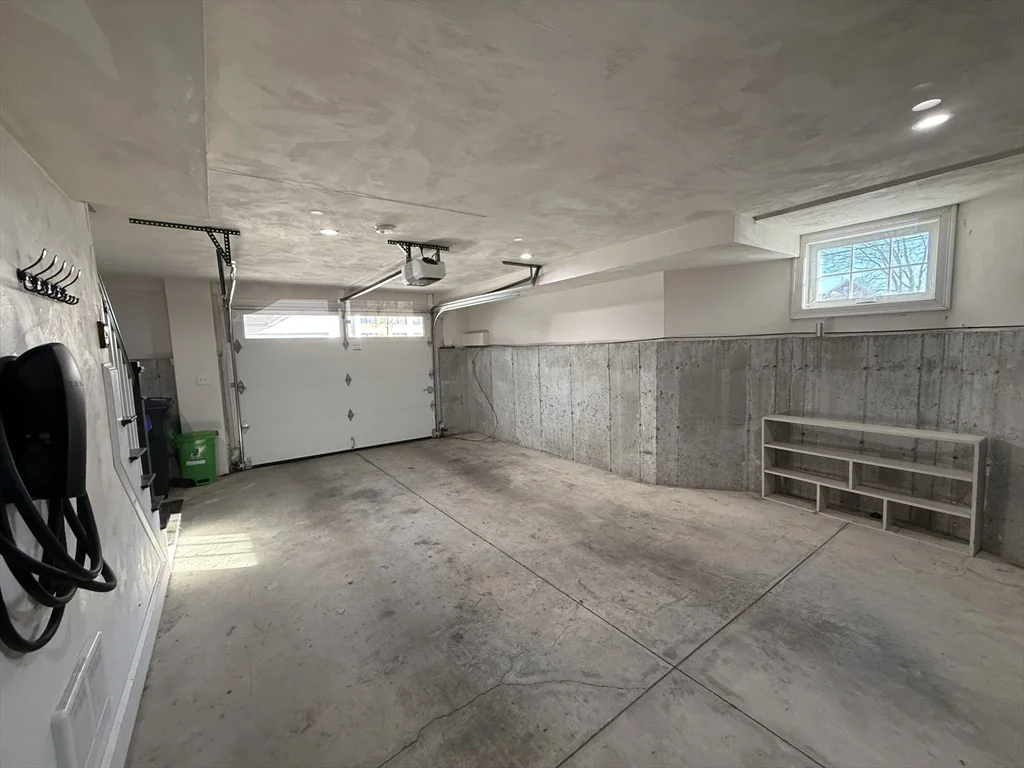 62 Harvard Ave, Hyde Park