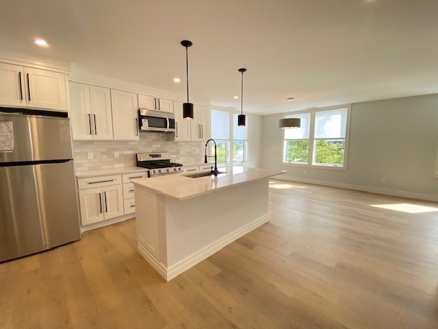 92 Walnut St, Watertown