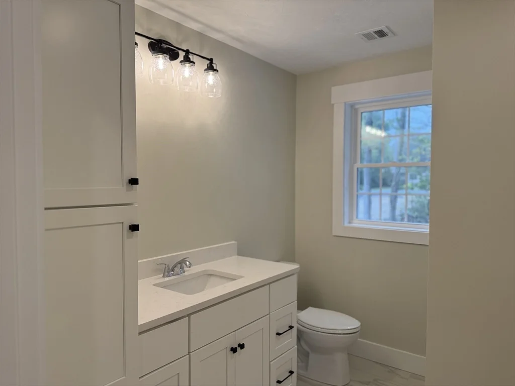 480 Wareham St, Middleboro