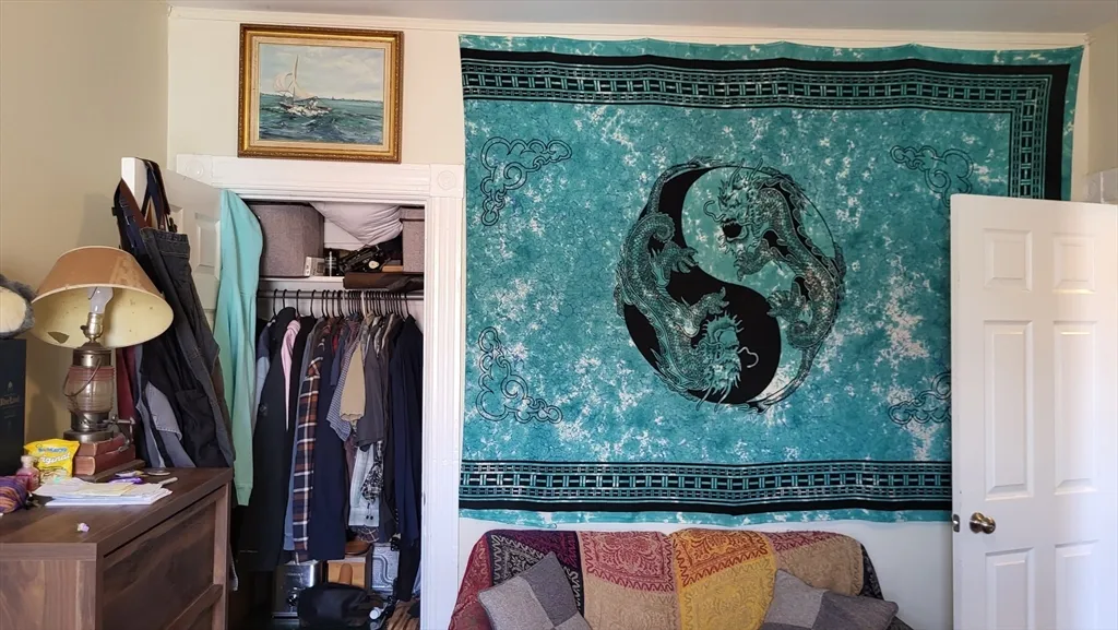 11 Linden St, Allston