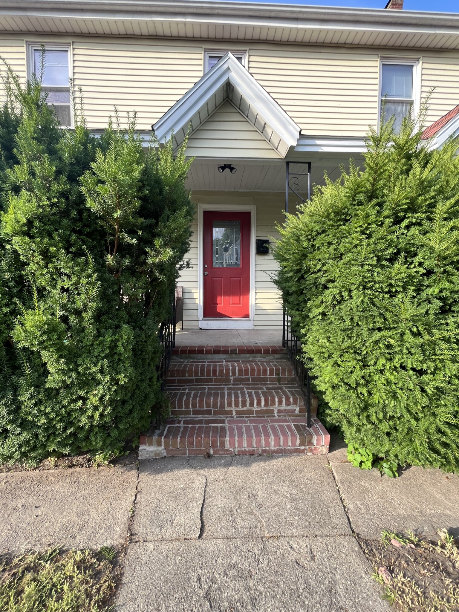 294 Whiting Ave, East Dedham