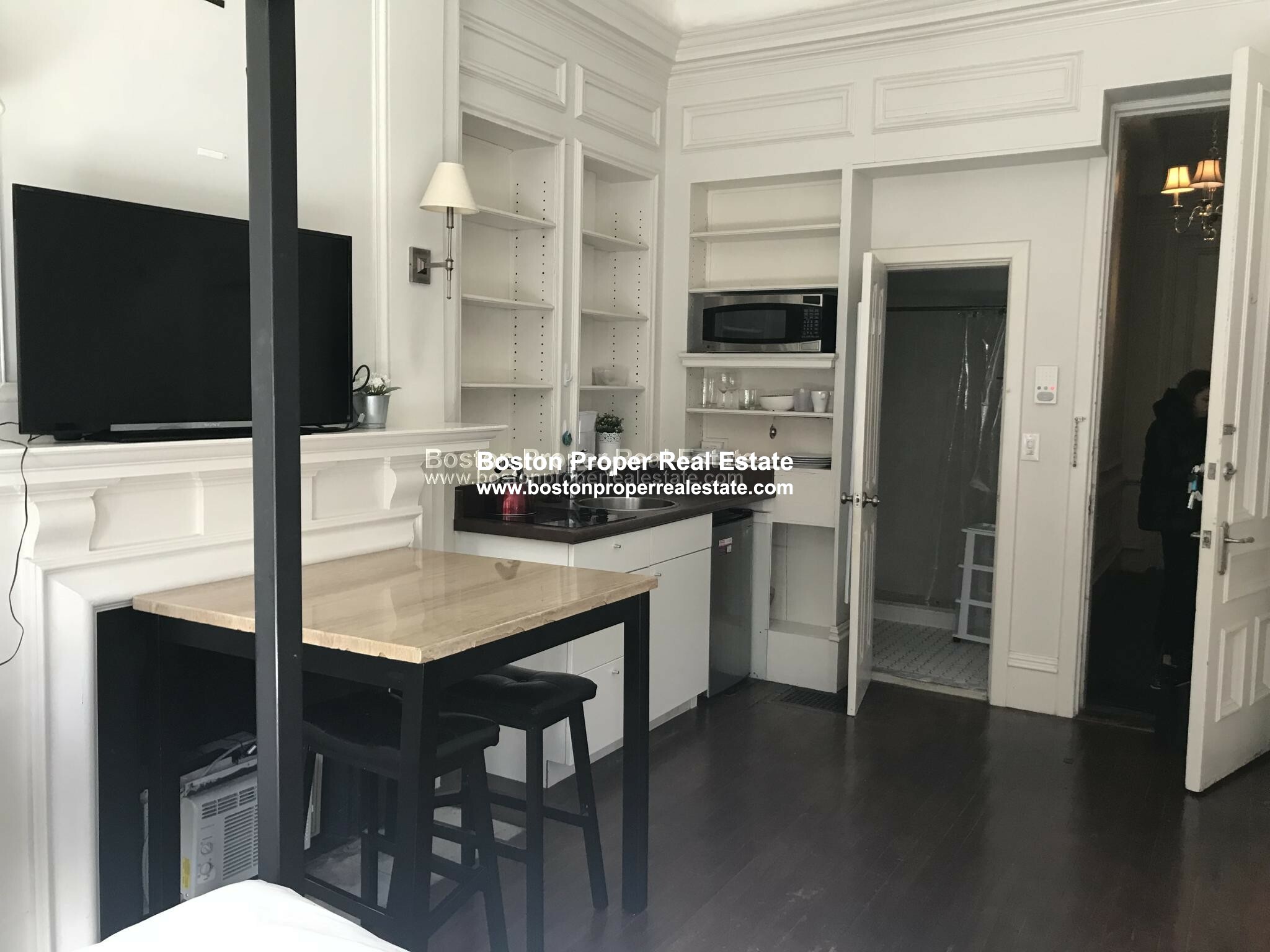 323 Beacon St, Back Bay