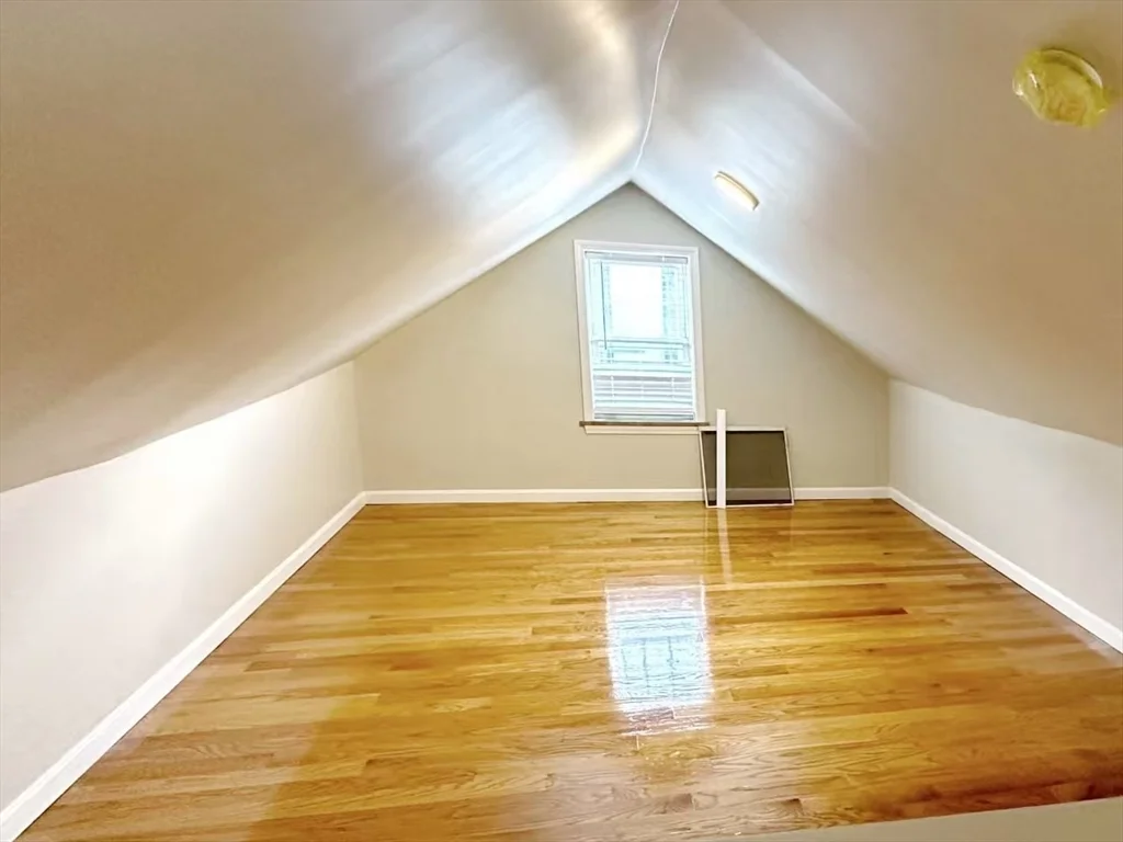 90 George St, Roxbury