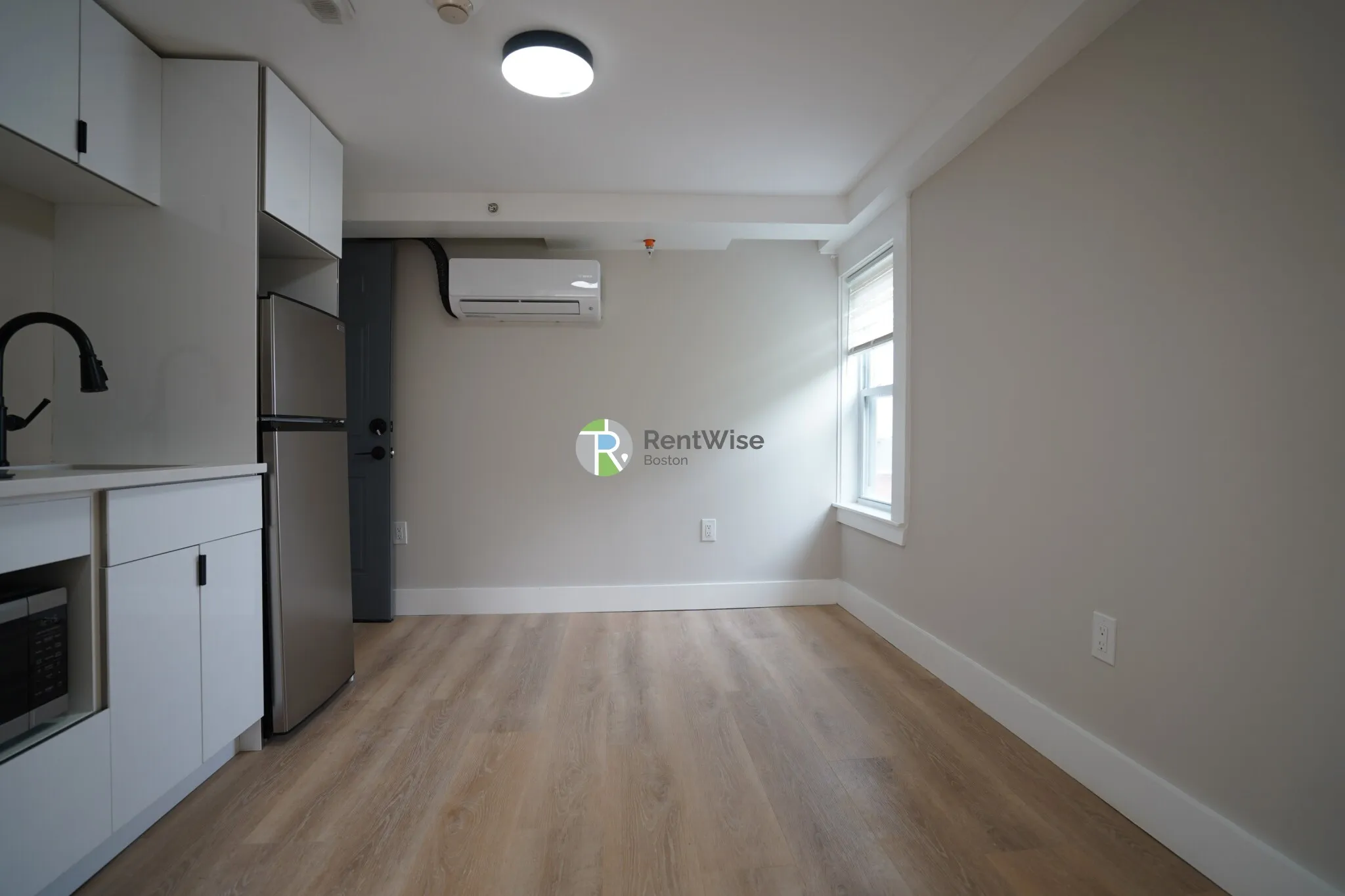 142 Dorchester St, South Boston