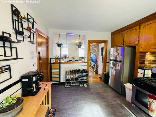 170 Endicott St, North End