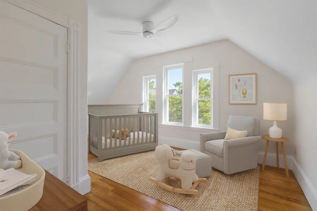 105 Fayerweather St, West Cambridge