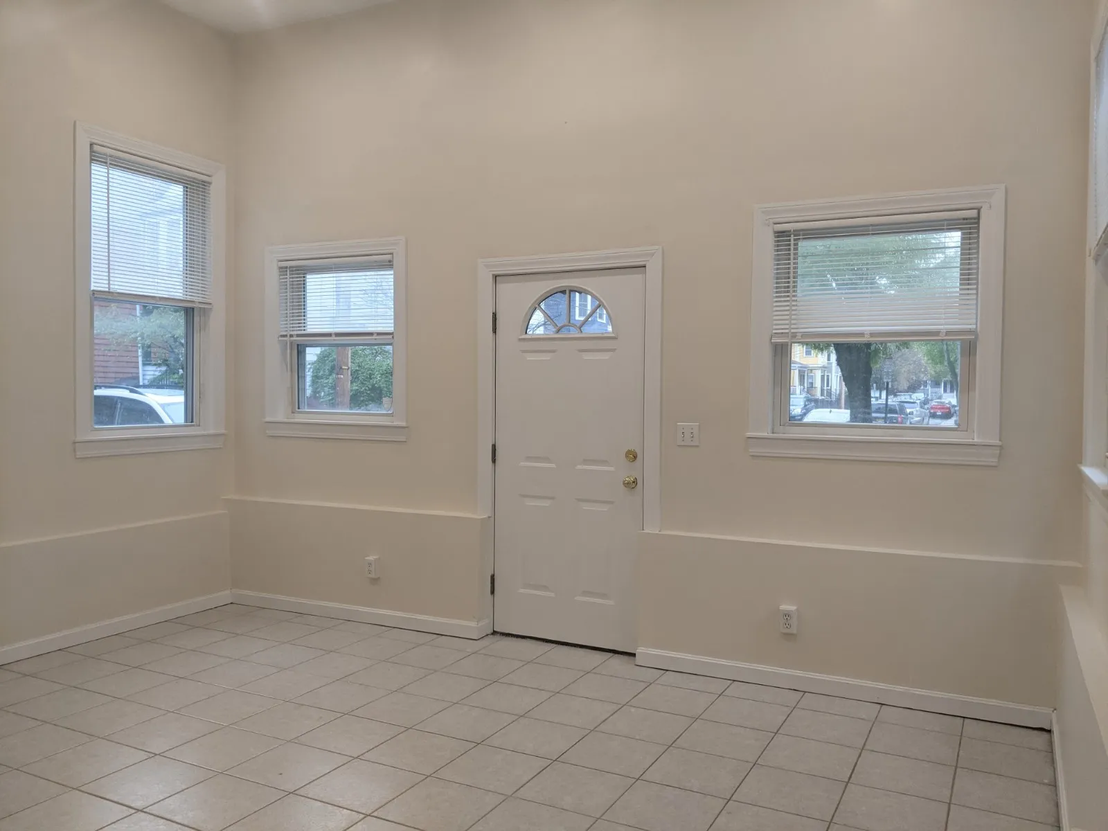 83 Yorktown St, Davis Square