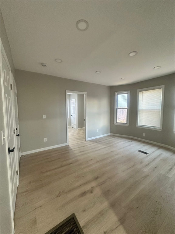 38-40 Longhill St, Springfield