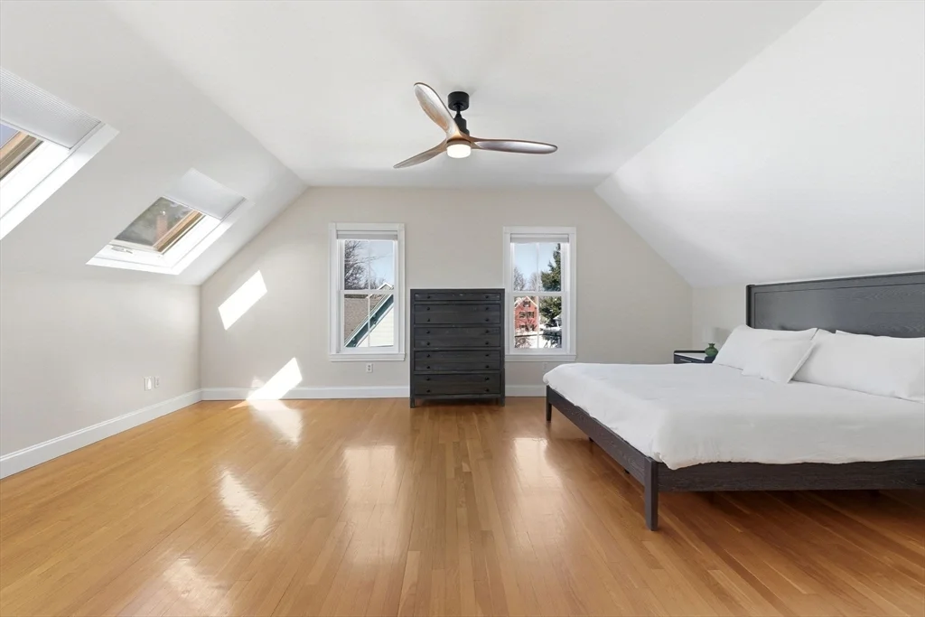 30 Boardman St, Salem