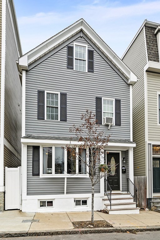 21 Vinton St, South Boston