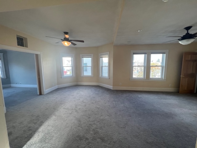 55 Kenmere Rd, Medford