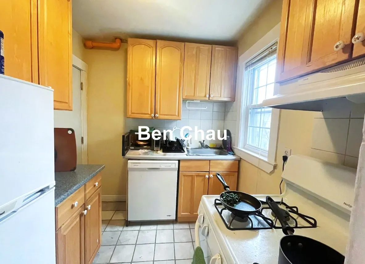 158 Magazine St, Cambridgeport