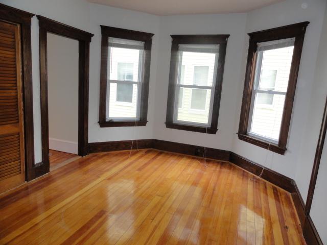 101 Heath St, Winter Hill