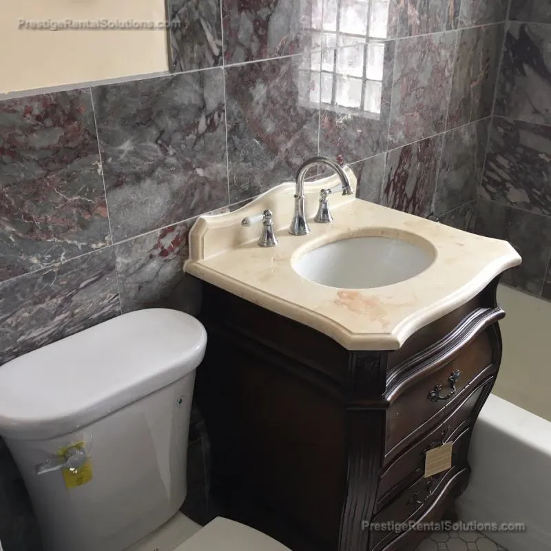 120 Gladstone St, East Boston