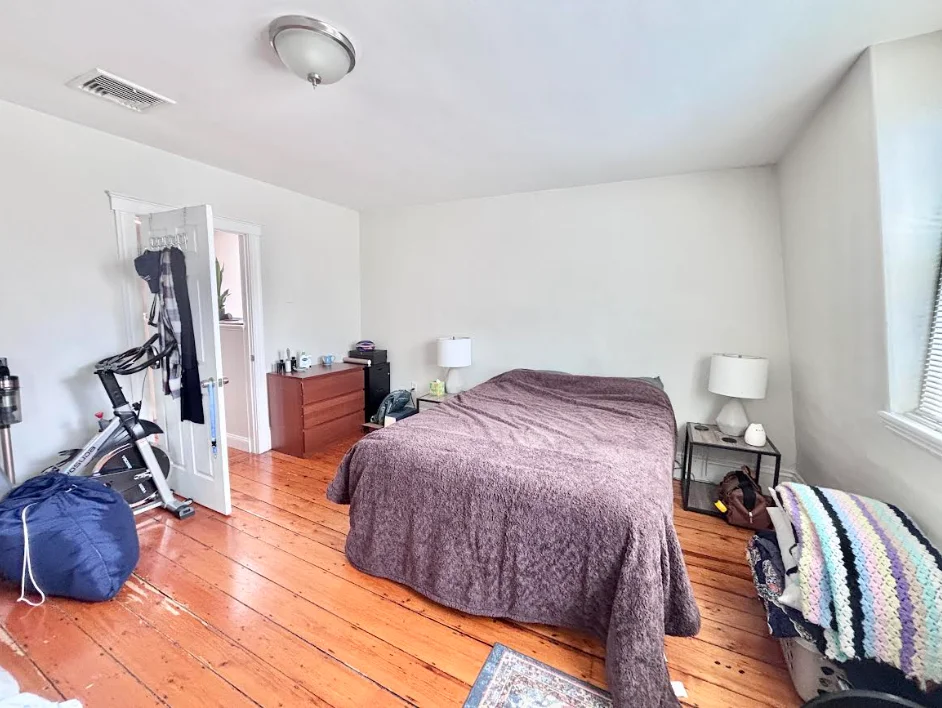 143 Thorndike St, East Cambridge