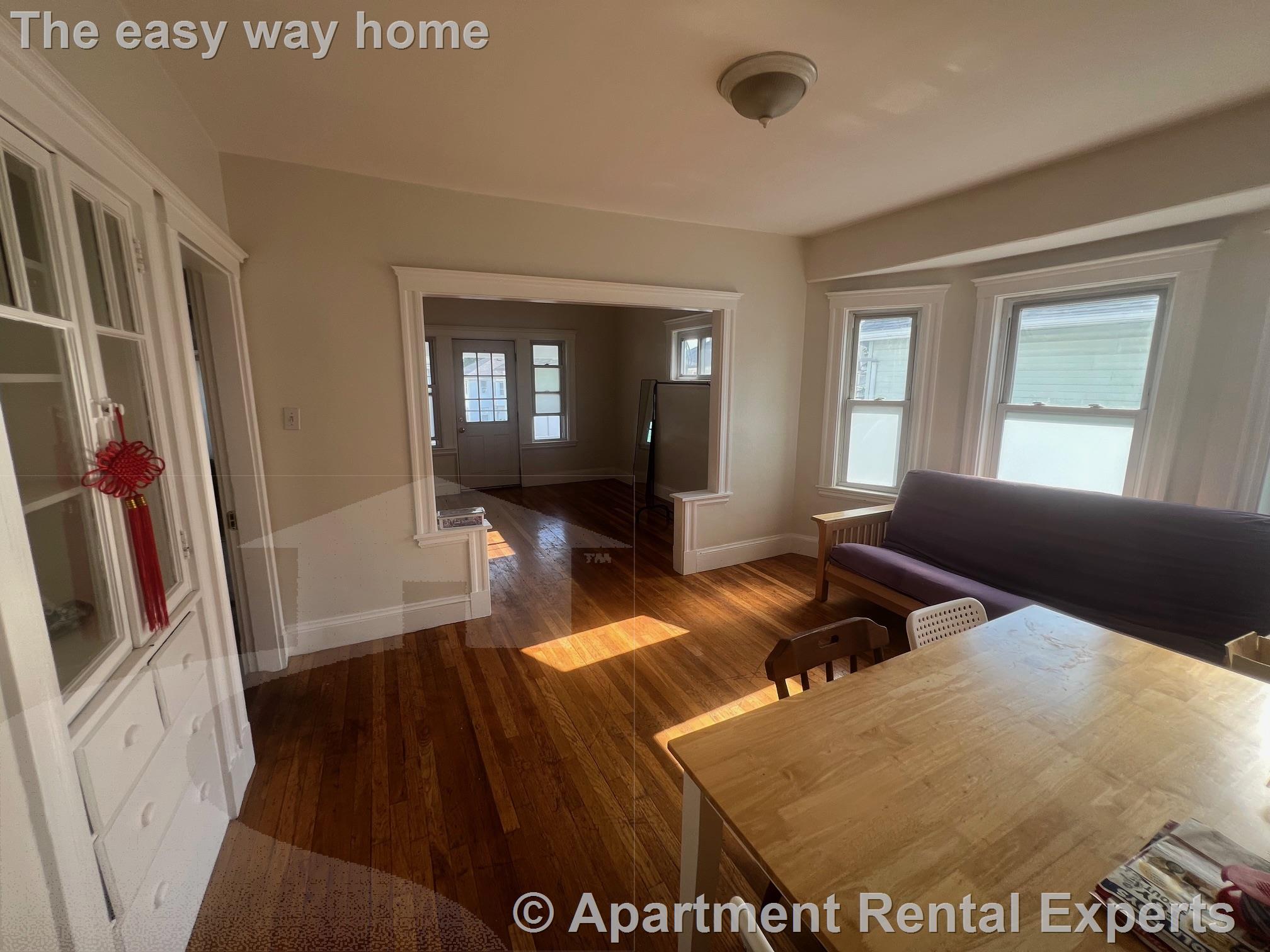 73 Frederick Ave, Tufts