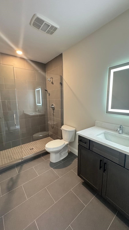 99 Temple St, Revere