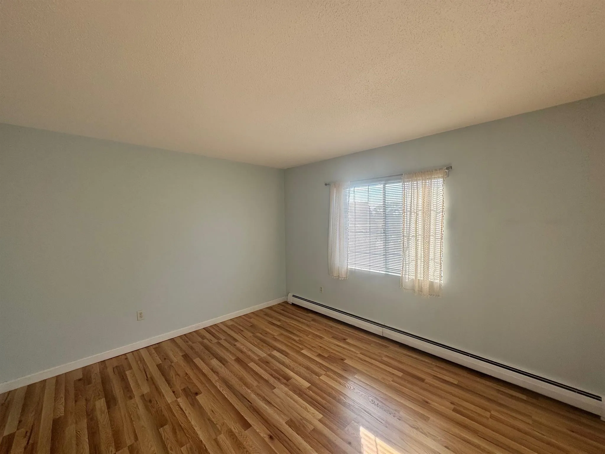 474 Broadway, Magoun Square