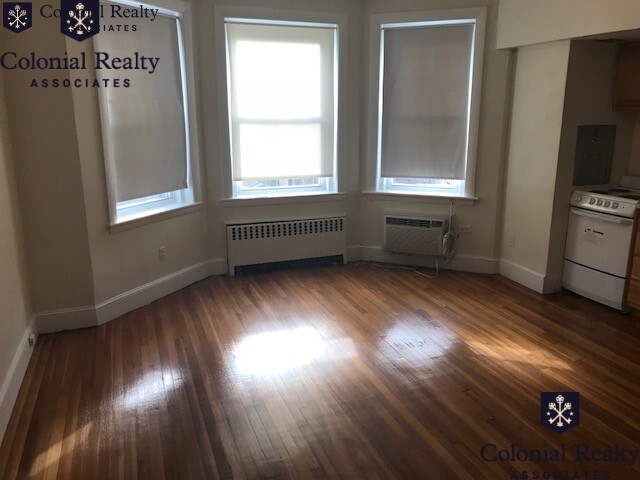 33 Lancaster Ter, Corey Hill