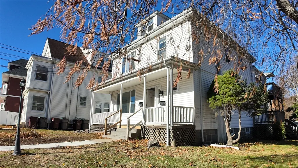 61 Thomas St, Dedham