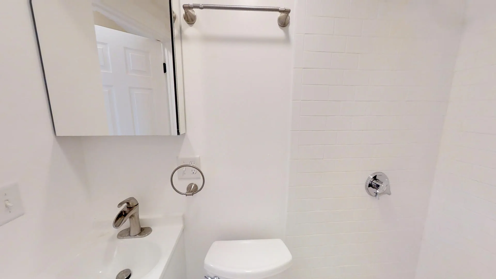 48 Lowell St, Spring Hill