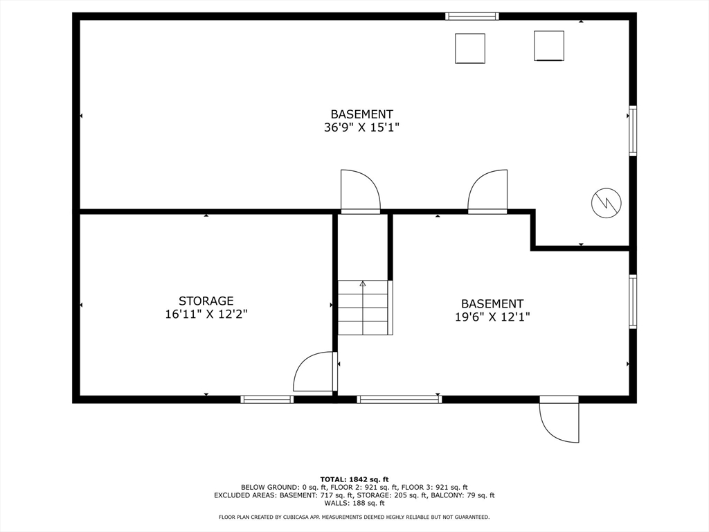 585 Washington St, Franklin