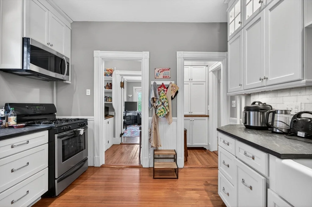 17 Park Vale, Coolidge Corner