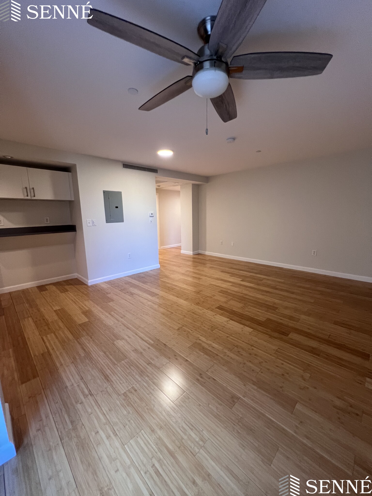 1008 Massachusetts Ave, Riverside