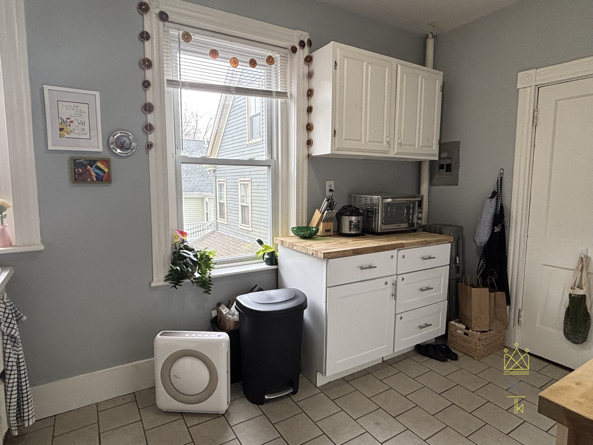 136 Pleasant St, North Brookline