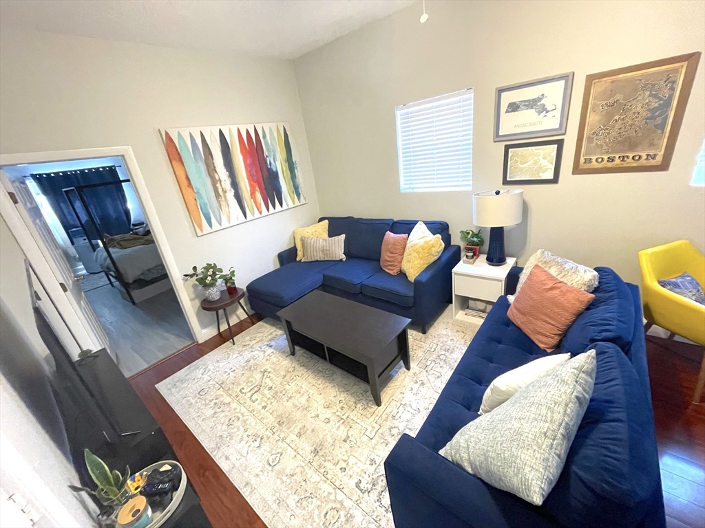 820 East 6th, South Boston