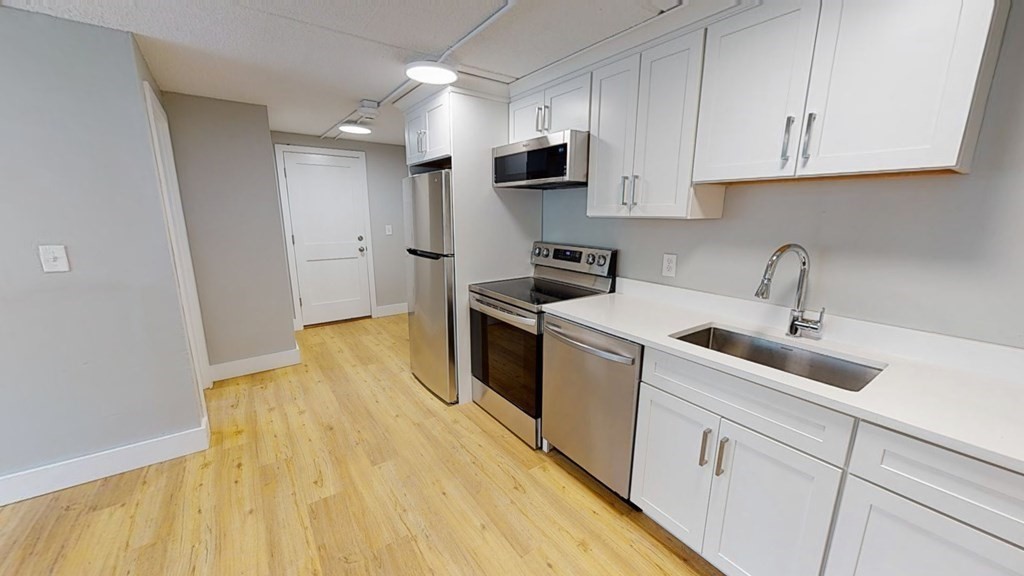 89 Woodrow Ave, Dorchester