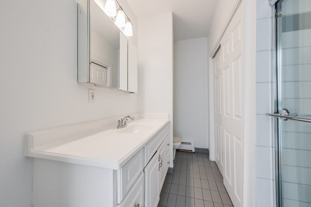 402 East 7th St, South Boston