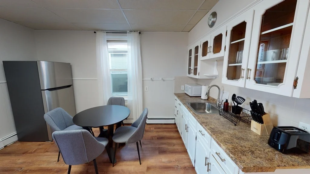 823 Dorchester Ave, Dorchester