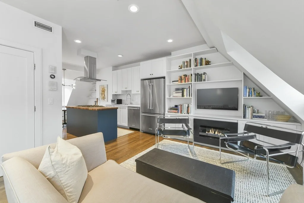 11-C Waltham St, South End