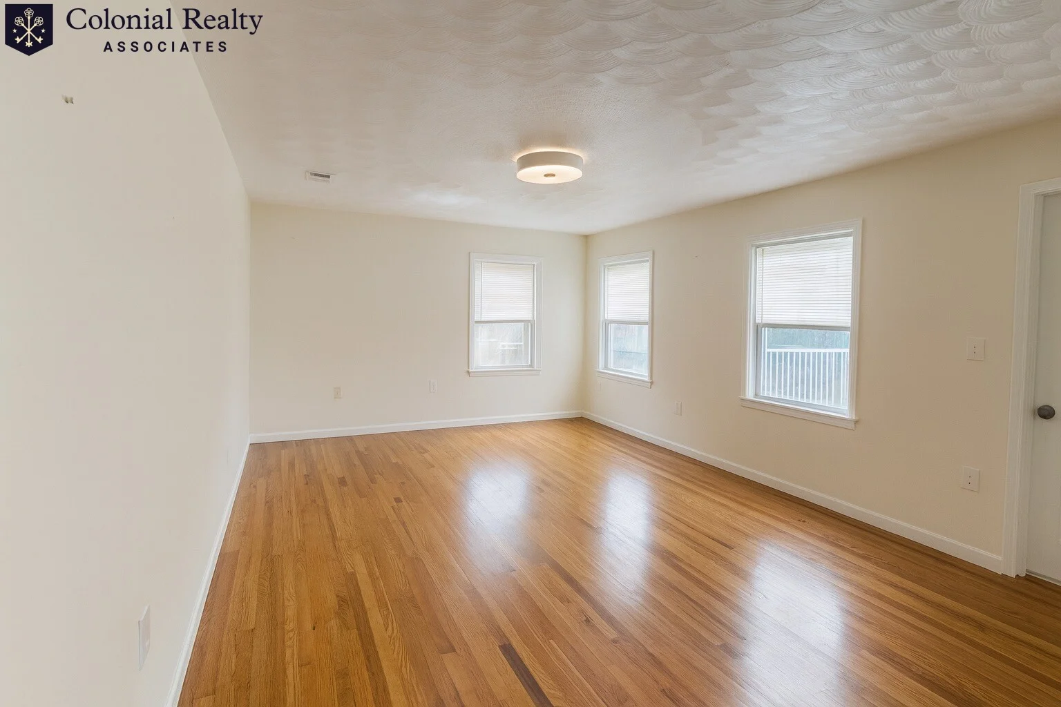 81 Putnam St, East Watertown
