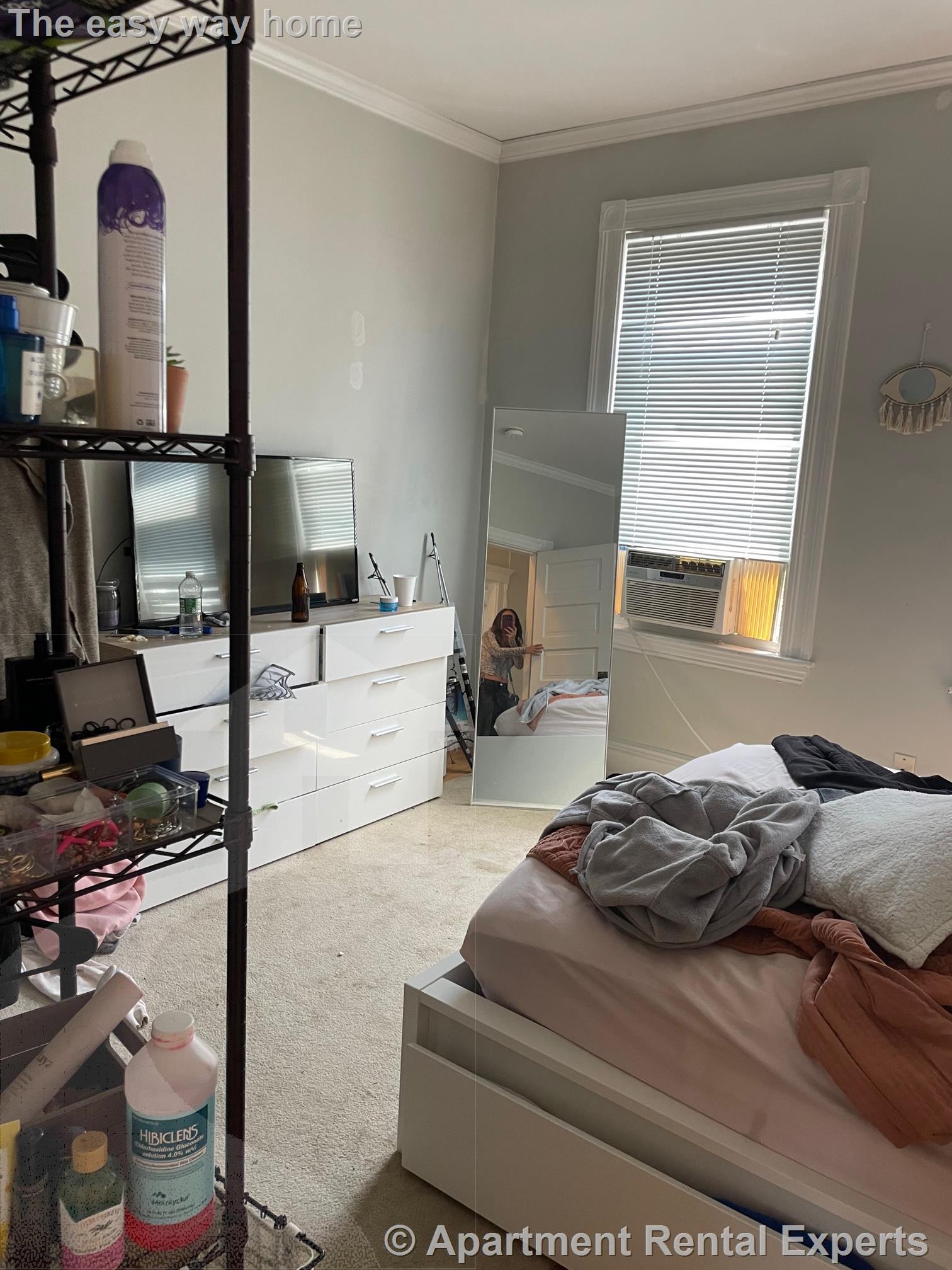 15 Farragut Ave, Teele Square