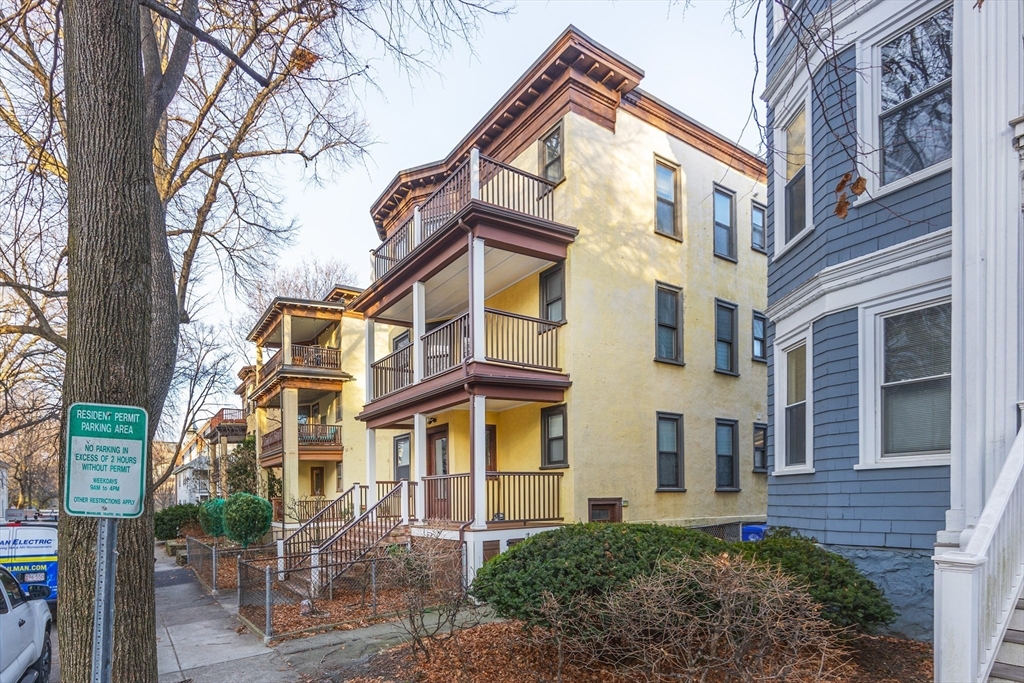 121 Browne St, North Brookline