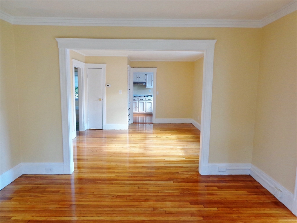 117 Lewis Rd, Belmont