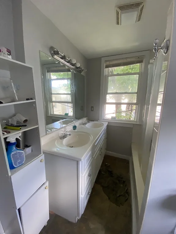 663B East 5th St, South Boston