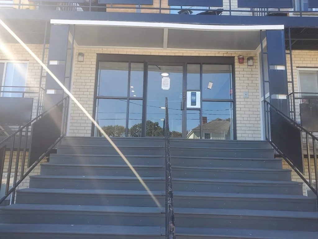 760 Cummins Highway, Mattapan