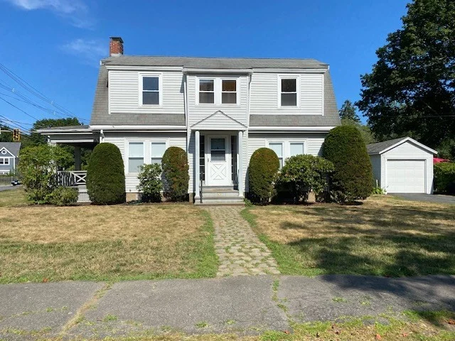 2 Martin St, Marblehead