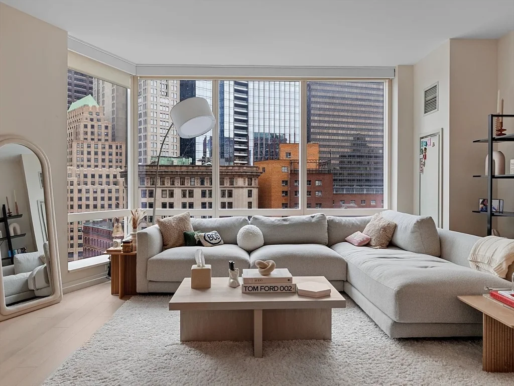 1 Franklin St, Midtown