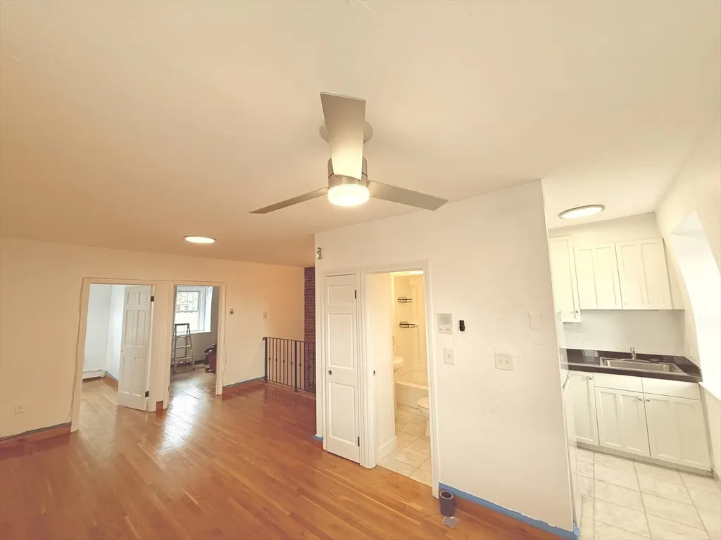 675 East 7th St, South Boston