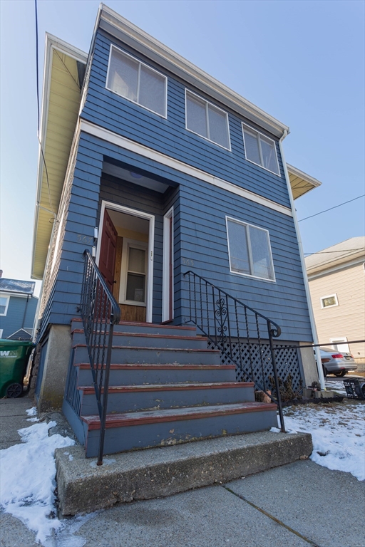 565-567 Riverside Ave, Medford