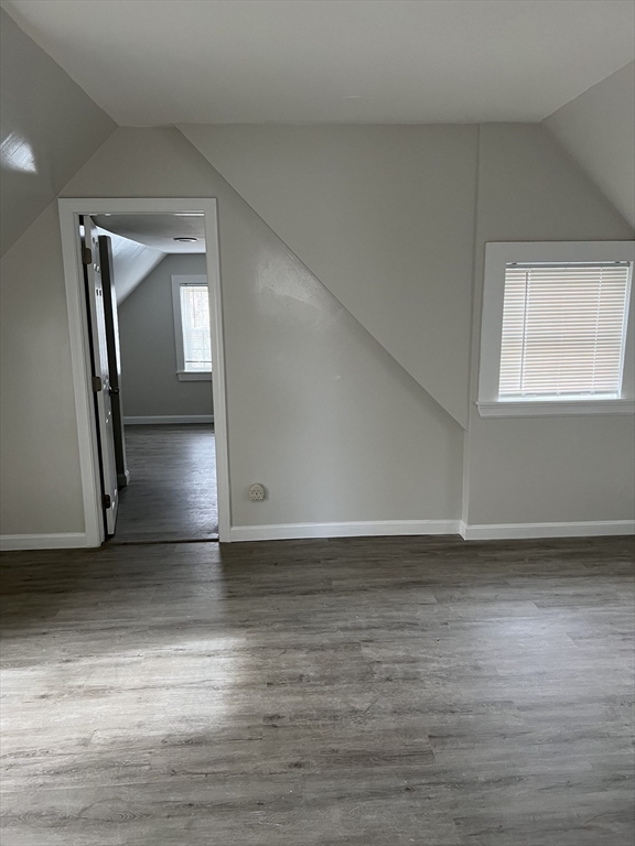 8 Sunset Rd, Wayland