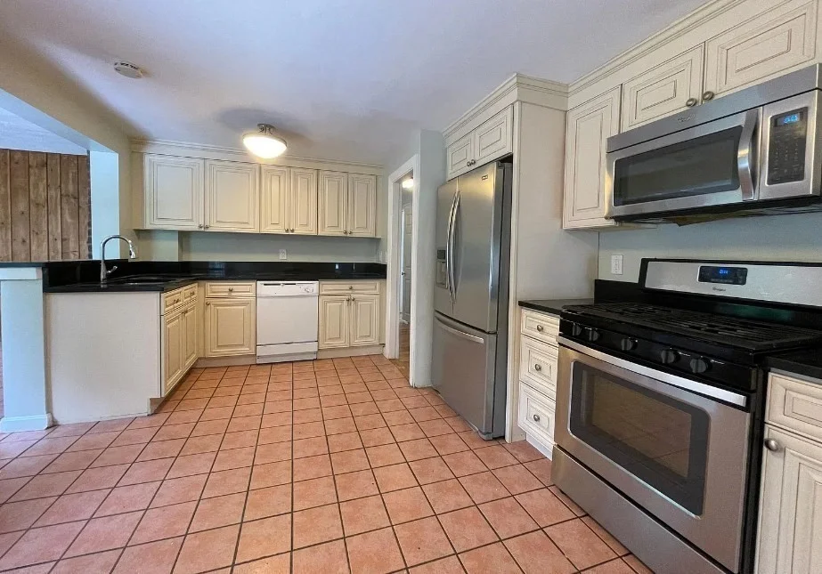 90 Cabot St, Cedarwood