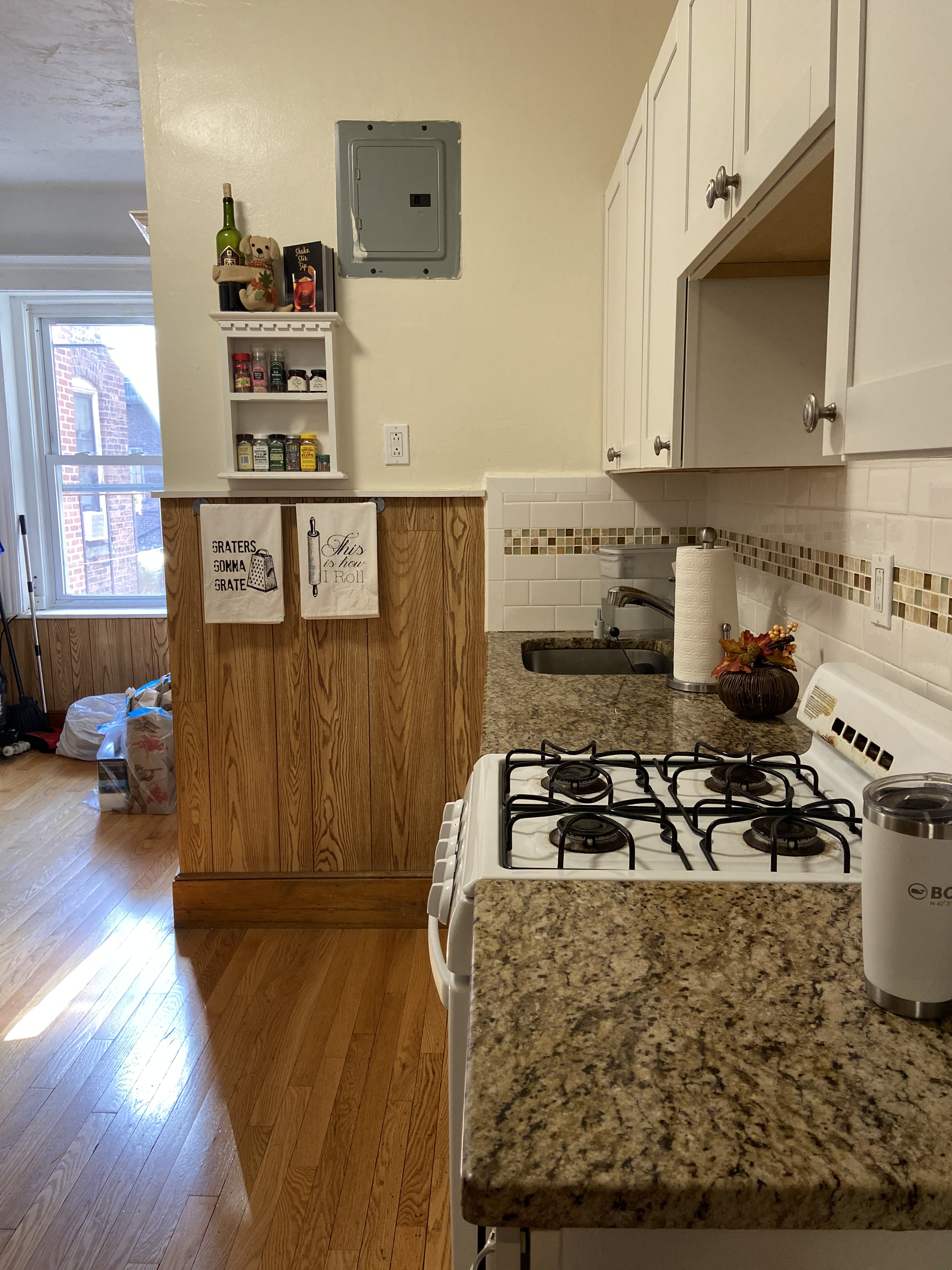 1 bed, 1 bath apartment for rent at 28.5 Myrtle St Unit 5, Beacon Hill — photo 2 of 16