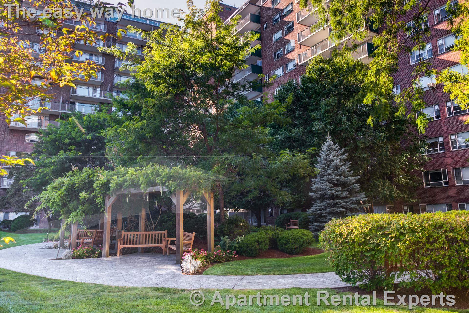 100 Memorial Dr, Kendall Square