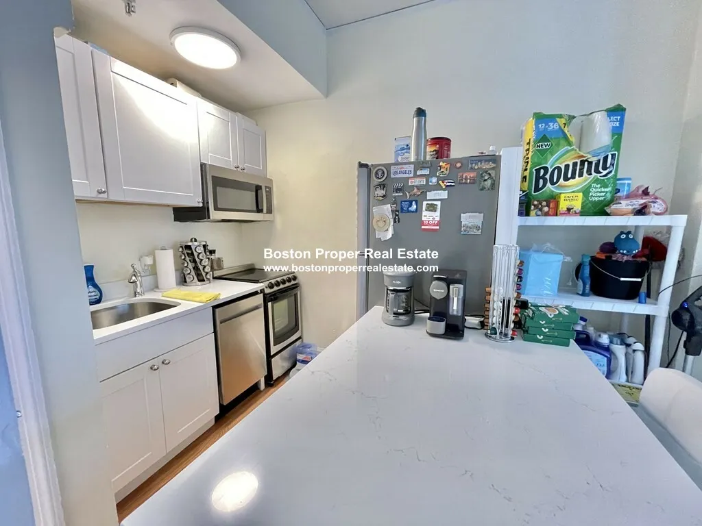 337 Beacon St, Back Bay